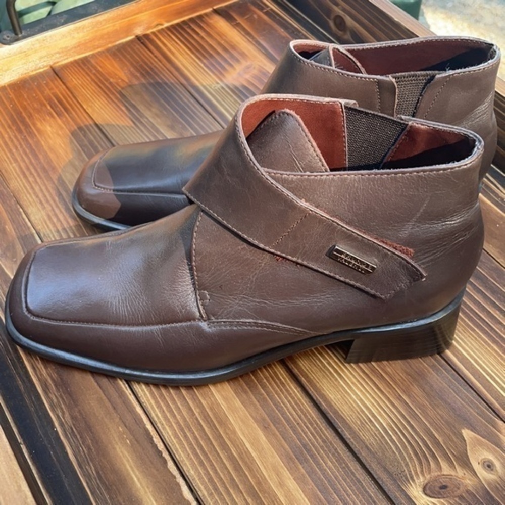 NWT Bruno Valenti shoes size 5.5 brown leather booties - Picture 7 of 8